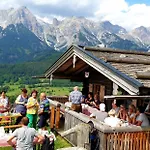 Schoerhof Hotel