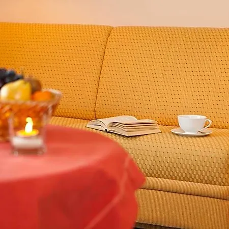 Schörhof 4*